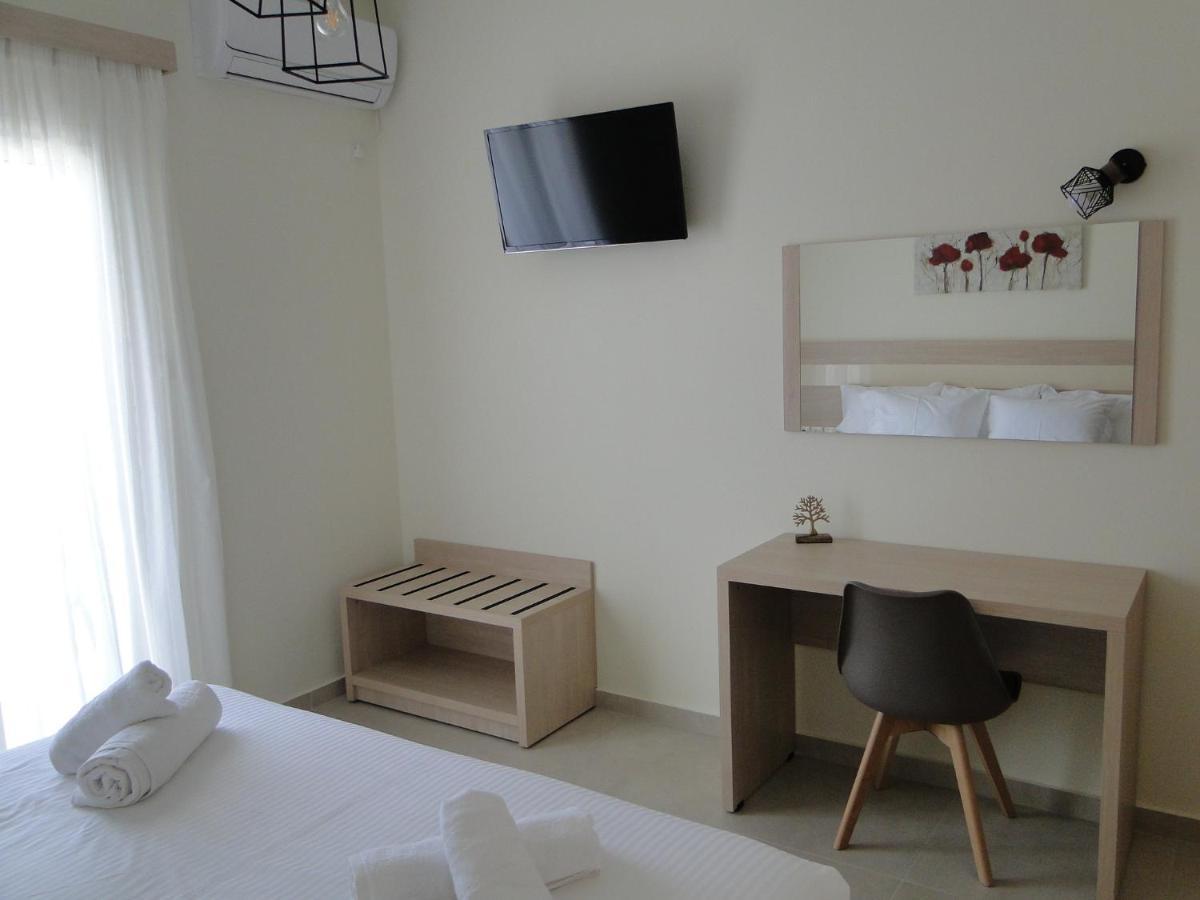 Chrysanthe'S Apartments No2 Poros Town ภายนอก รูปภาพ