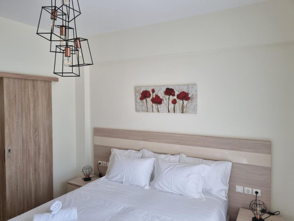 Chrysanthe'S Apartments No2 Poros Town ภายนอก รูปภาพ